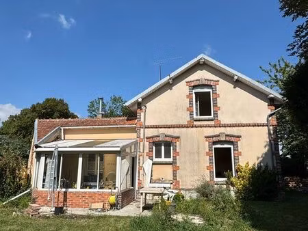 charmante maison de campagne avec grand jardin