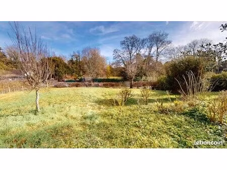 terrain 648 m² mellecey