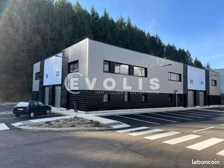 local d'activité 5 207 m²