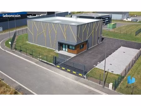 local 300 m² sablé-sur-sarthe