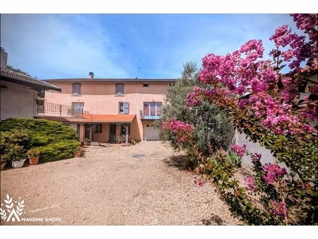 appartement 6 pièces - 144 m²