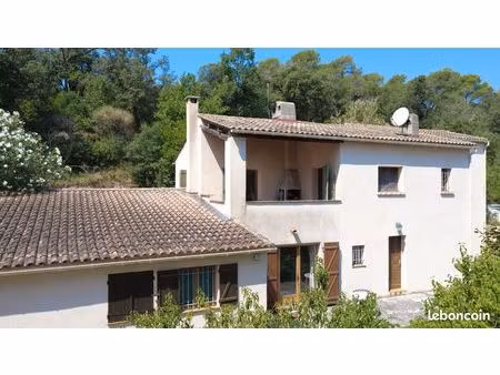 lorgues maison de 187 m2 habitable sur 5054 m2