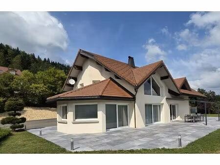 maison de luxe à vendre à morbier