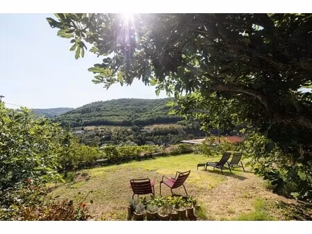 maison de luxe à vendre à beaujeu