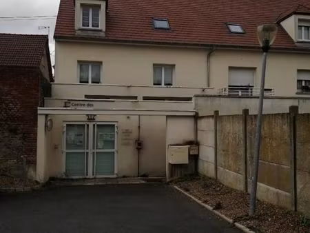 local commercial 232 m²