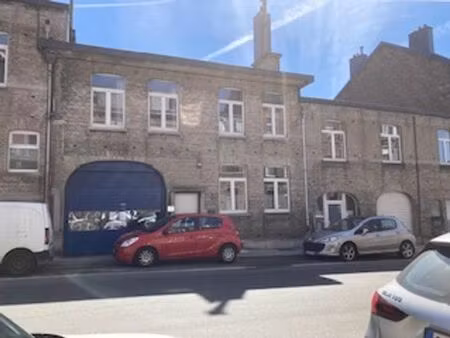 bâtiment industriel et bureaux