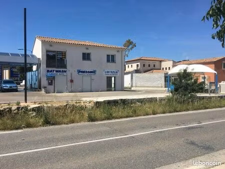 emplacement food truck