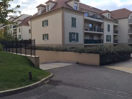 vente parking à fontenay-le-fleury (78330)  10 900 €