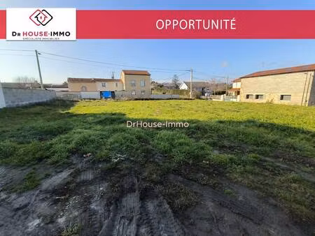 terrain constructible viabilisé à vendre