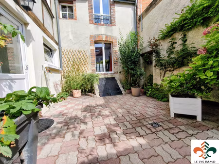 à vendre maison de caractère au coeur du vignoble champeno