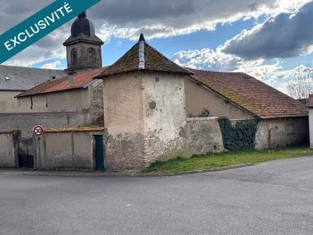 bâtisse à rénover.