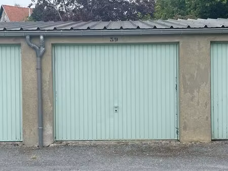garage fermé à louer