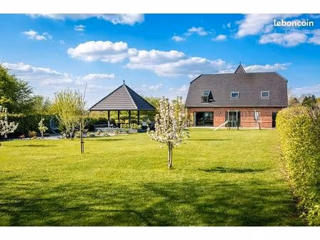 maison individuelle semi-plain-pied - belle construction