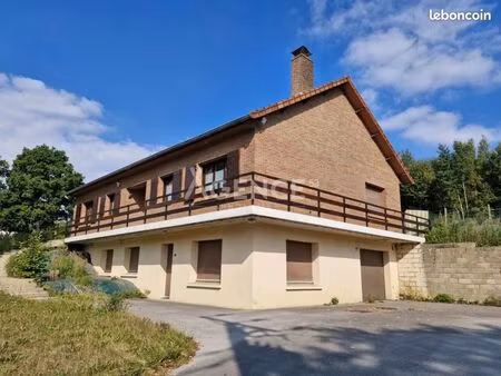 maison 6 pièces 230 m²