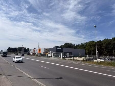 local commercial à louer