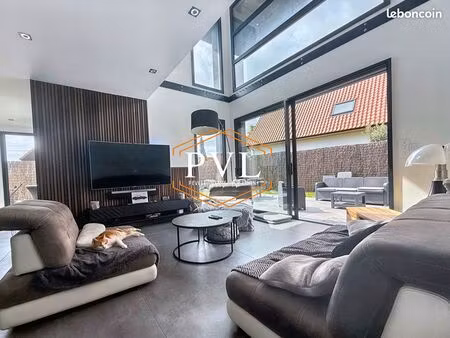 maison 5 pièces 160 m²