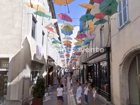 local commercial à vendre