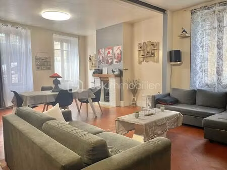 maison ancienne de 152 m² à villeneuve-l'archeveque