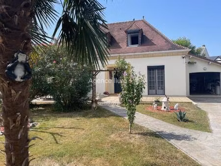 belle villa t4 de style contemporain sur joli terrain arbore -