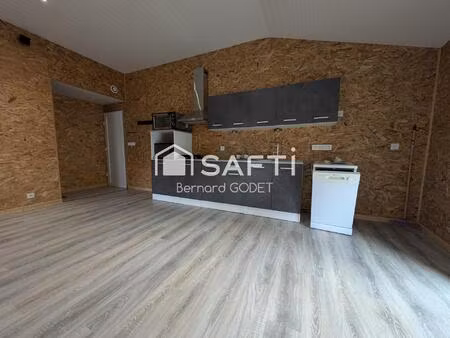 studio habitable immédiatement + maison à rénover + grange