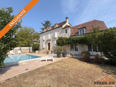 maison en pierre 201m2 - piscine chauffée - terrain 710m2