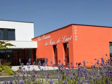 la maison du pays de liart -08- - ehpad - domidep