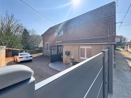 vente maison 5 pièces 114 m² à peronne (80200)  165 000 €