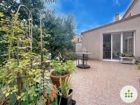 maison 8 pièces - 186 m²