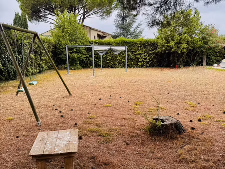 à vendre - terrain constructible viabilisé de 340 m2 courn