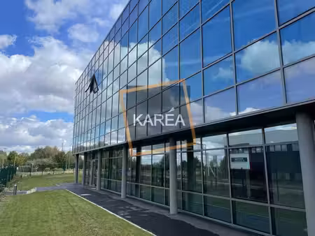 location local professionnel 297m² chanteloup en brie 77600