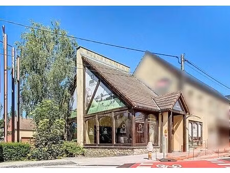 surface commerciale à vendre à rue de l'abbaye 4 ath (vbd17955)