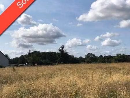 vente terrain à montreuil-sur-loir (49140) : à vendre / montreuil-sur-loir