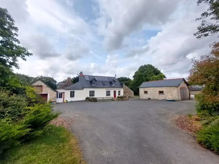 vente maison à saint-erblon (53390) : à vendre / 138m² saint-erblon