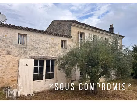 vente maison 4 pièces 237.75 m² à asques (33240)  435 000 €