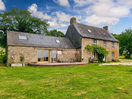 vente maison 6 pièces 152 m² à rostrenen (22110)  680 000 €