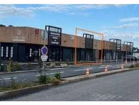 location bureaux et commerces à auray kerdrain-kerudo (56400) : à louer / 108m² auray kerd