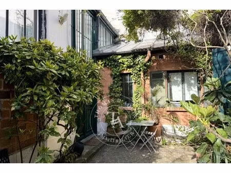 maison de luxe à vendre dans le quartier saint placide