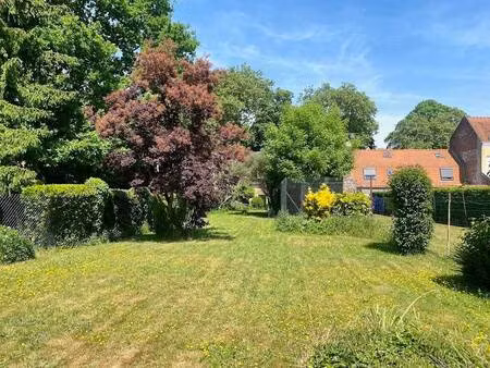 maison flamande à rénover -emplacement top !!