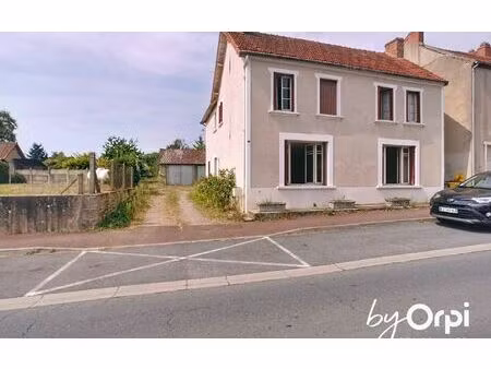 maison durdat-larequille m² t-7 à vendre  83 800 €