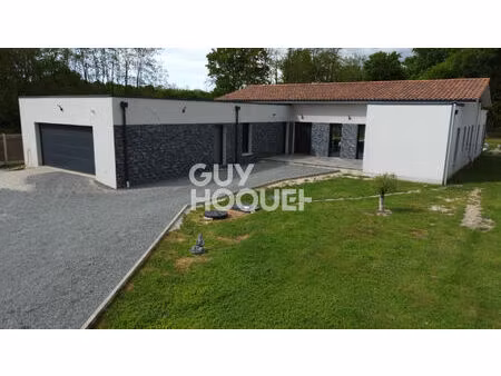 villa queyrac 7 pièce(s) 195.16 m2