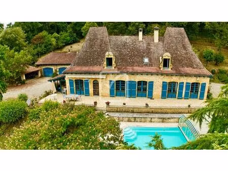 demeure périgourdine d’exception de plus de 300 m2 habitables terrain boisé de 2 3 ha avec