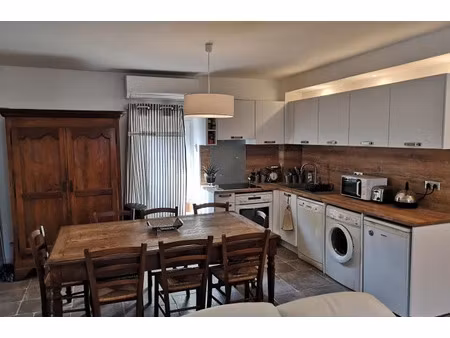 location meublée appartement 2 pièces 45 m² à voiron (38500)  1 073 €