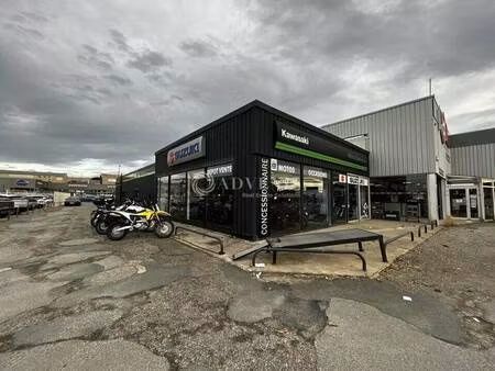 local commercial à louer