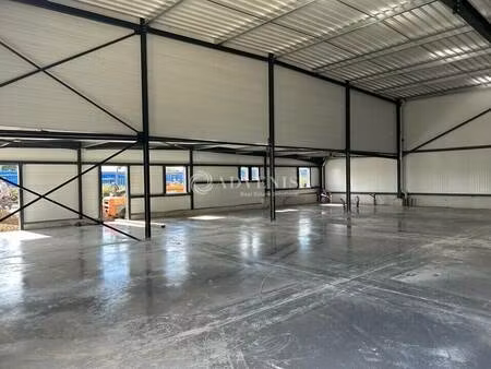 local d'activités à louer