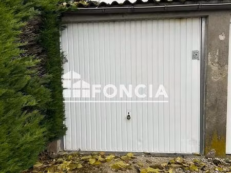 garage/stationnement à louer