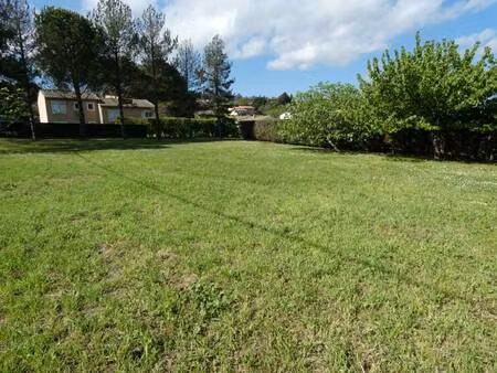 terrain constructible viabilisé à vendre