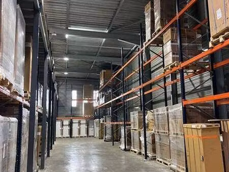 local d'activités à louer