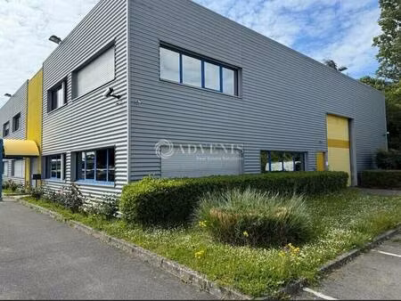 local d'activités à louer