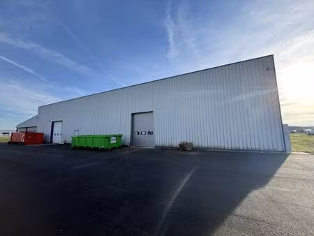 local d'activités à louer