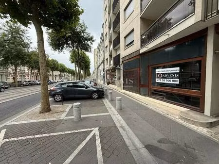 local commercial à vendre